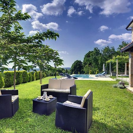 Villa Bella Lupoglav  외부 사진