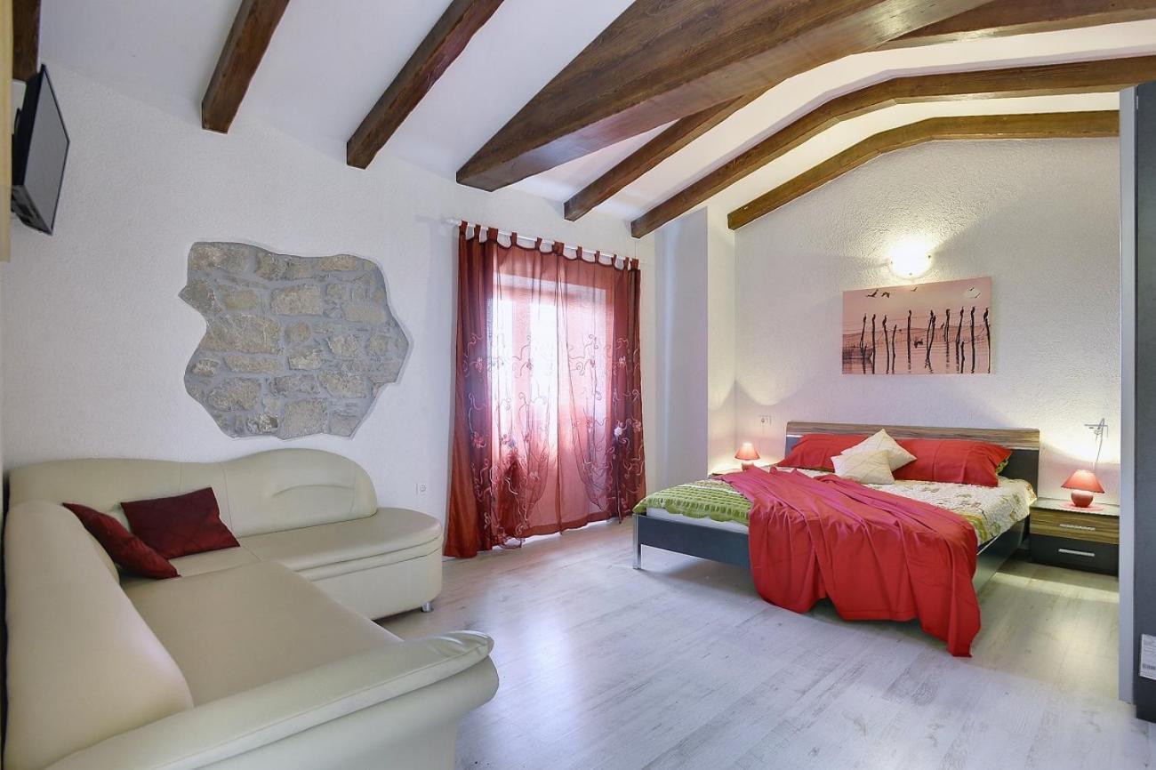 Villa Bella Lupoglav  외부 사진